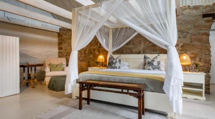 Belle Balance Bush Lodge