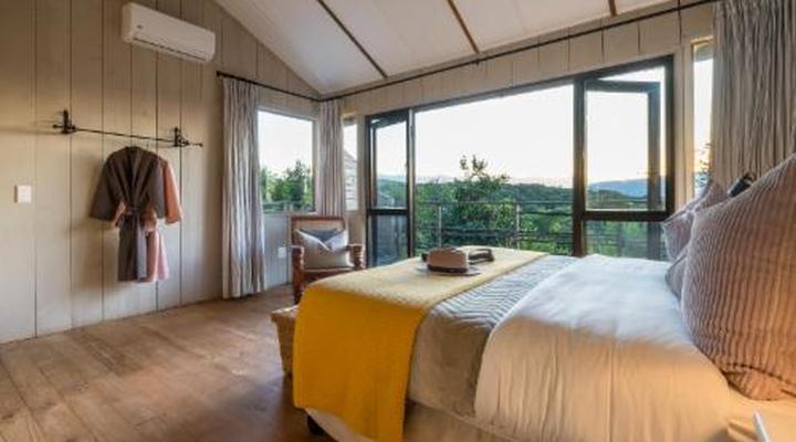 Belle Balance Bush Lodge