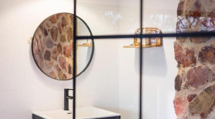 Belle Balance Bush Lodge