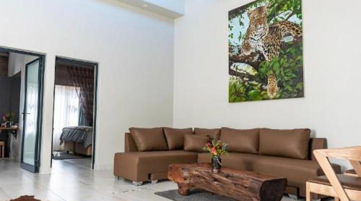 The Hank Adventure Lodge Maribashoek