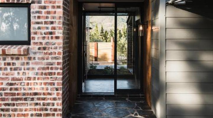 Bains View Olive and Guest Farm