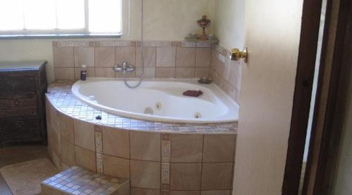 Blue Roan Country Lodge