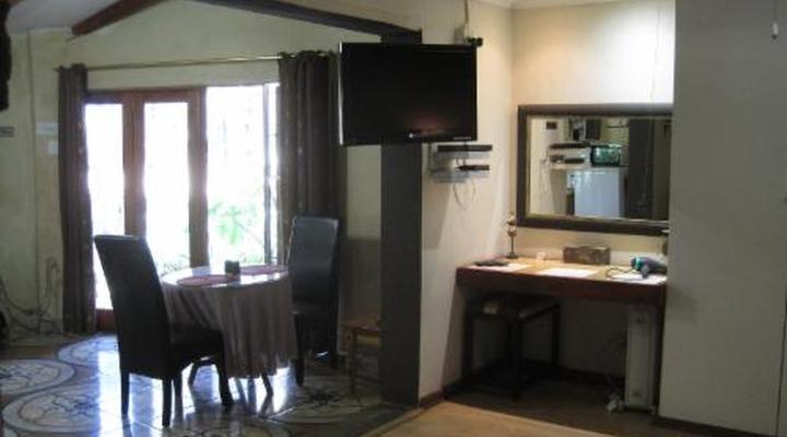 Blue Roan Country Lodge