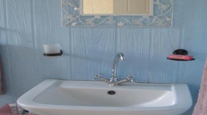 Blue Roan Country Lodge