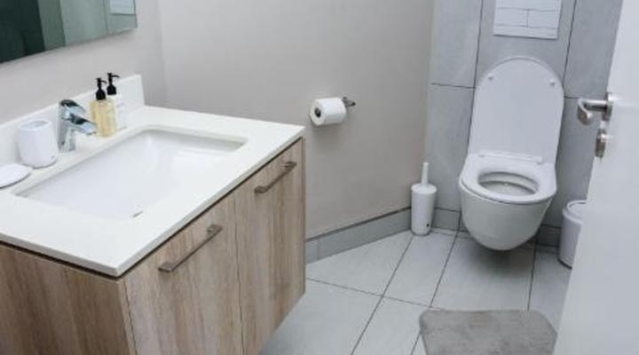 Menlyn Maine Apartments Unit 9