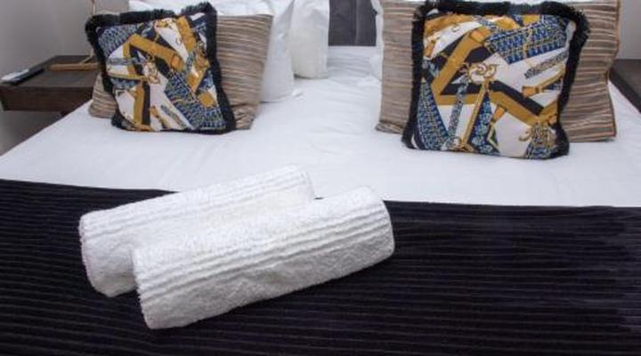 Menlyn Maine Apartments Unit 9