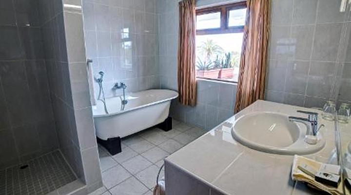 Hotel Schweizerhaus/Cafe Anton