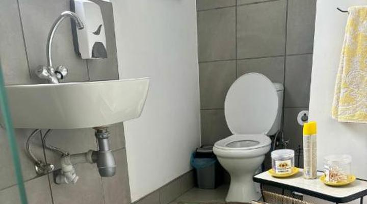 Cape Capsules Backpackers