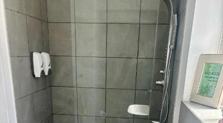 Cape Capsules Backpackers