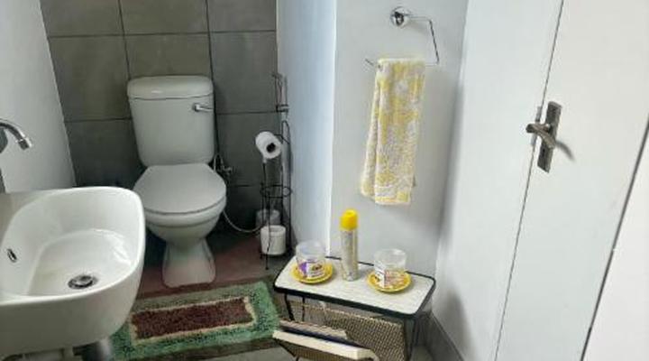 Cape Capsules Backpackers