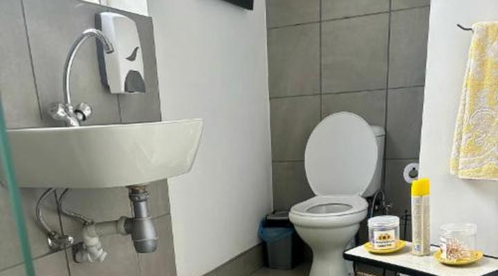 Cape Capsules Backpackers