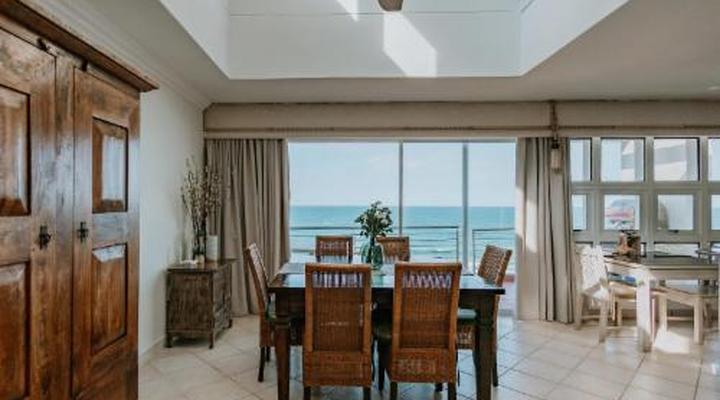 Pelican's Pad at Chakas Cove