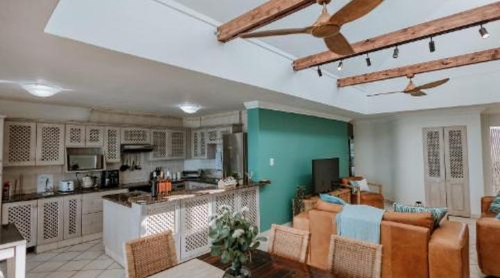 Pelican's Pad at Chakas Cove