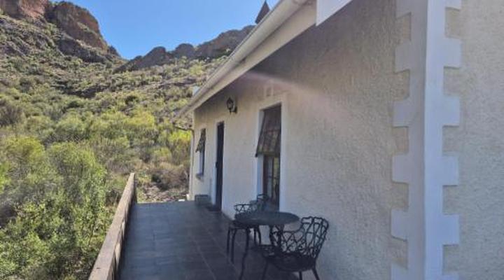 Red Stone Hills Holiday Farm