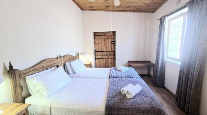 Red Stone Hills Holiday Farm