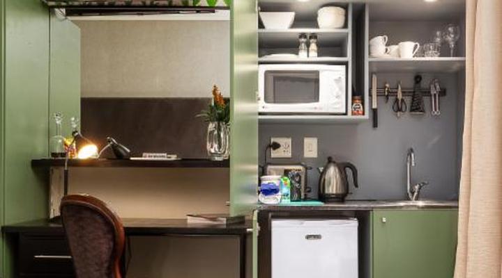 Life & Leisure Boutique Guest House