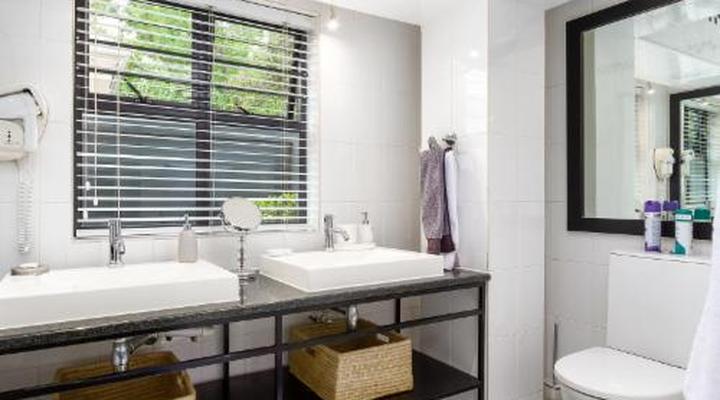 Life & Leisure Boutique Guest House