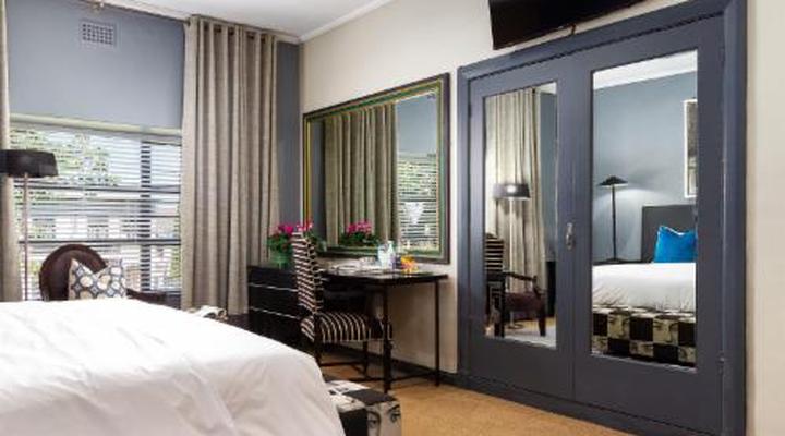 Life & Leisure Boutique Guest House