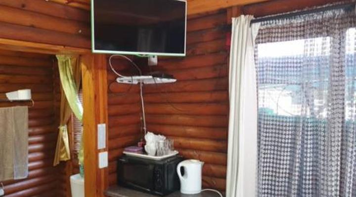 B my Guest at Riverwood Grace