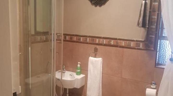 Royal Villa Guesthouse