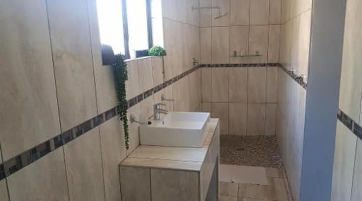 Royal Villa Guesthouse