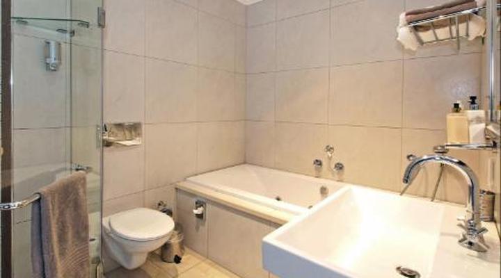 uShaka Manor Guest House