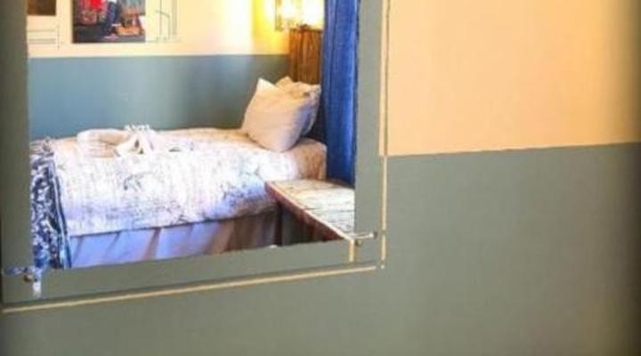 Spoelklippie Guesthouse (Whole house & Whole Flat)