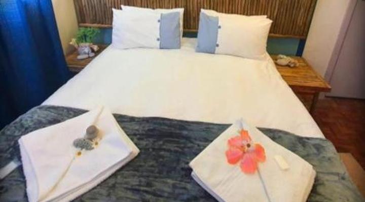 Spoelklippie Guesthouse (Whole house & Whole Flat)