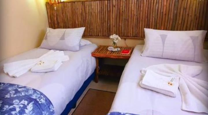 Spoelklippie Guesthouse (Whole house & Whole Flat)