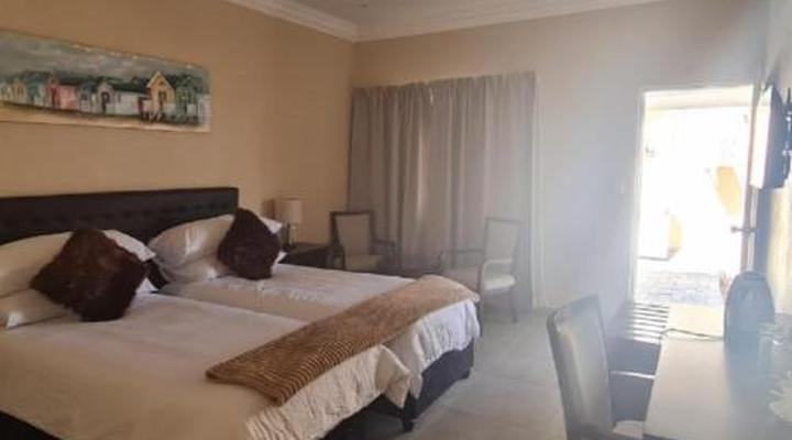 Benoni N12 Hotel