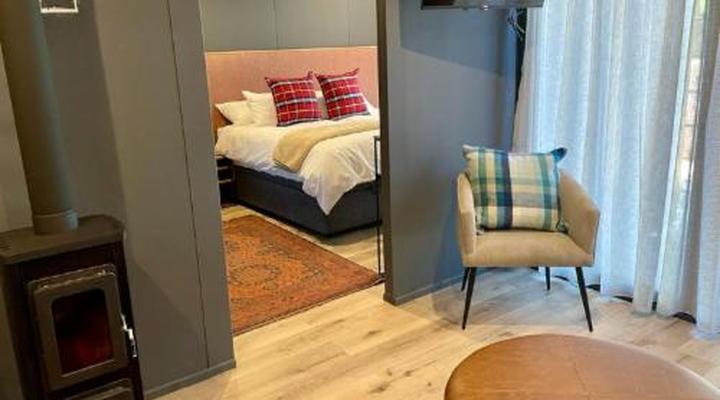 Two White Oaks - Luxury prefab bungalows