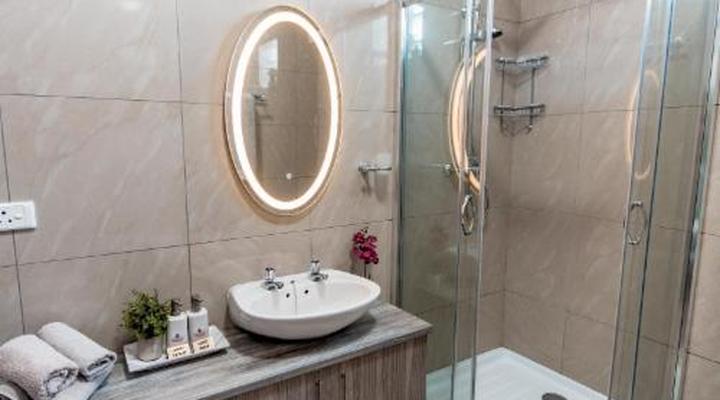 Meerkat Manor Self-catering and Accommodation