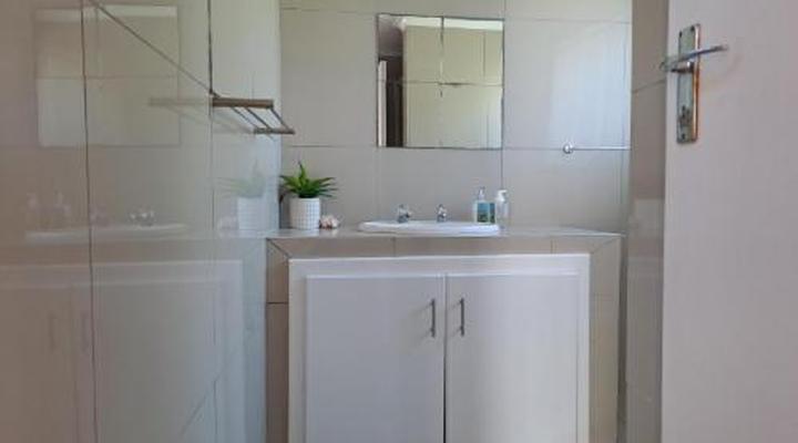 4 On Hoffman Seaview