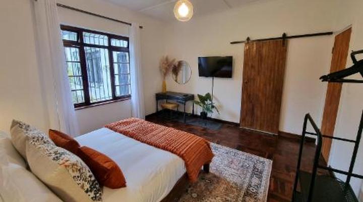 Casalinga La Casa and Restaurant