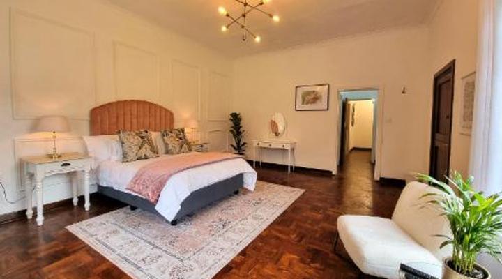 Casalinga La Casa and Restaurant