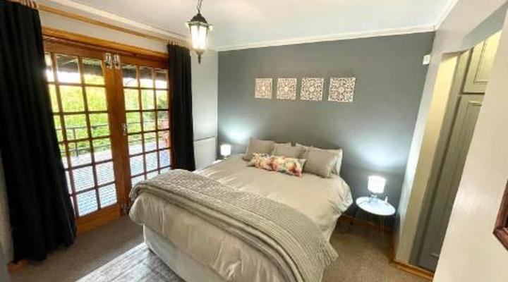 The Hedge at Dullstroom Cottage