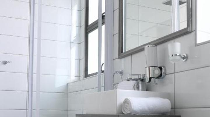 Next to Apartment Hotel