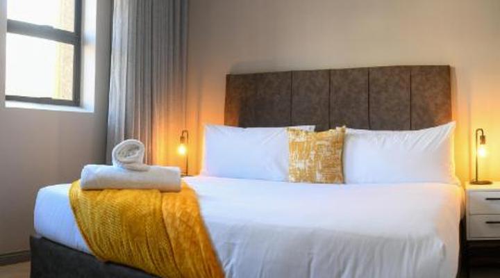 Next to Apartment Hotel