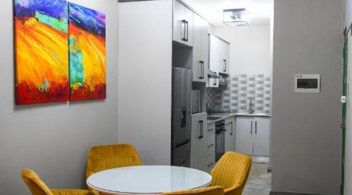 Next to Apartment Hotel