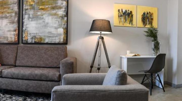 Next to Apartment Hotel