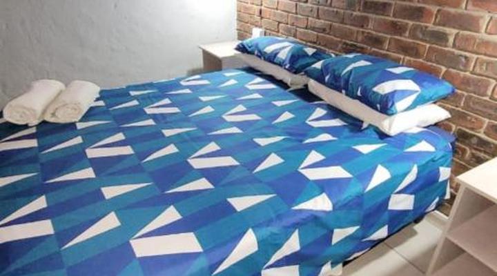 Bostons Lodge & Restaurant