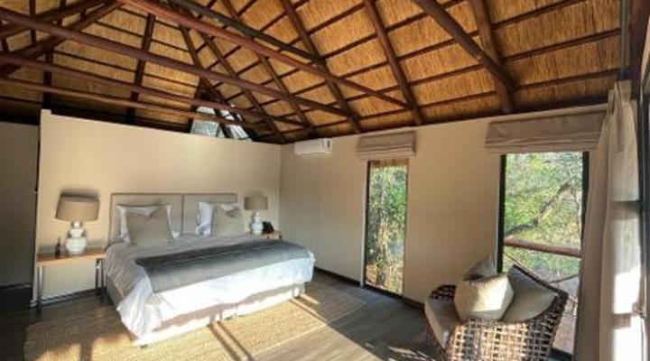 Makhasa Private Game Lodge
