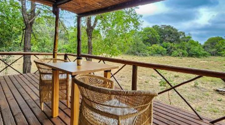 Makhasa Private Game Lodge