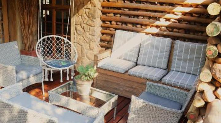 Monkey Thorn Cottage