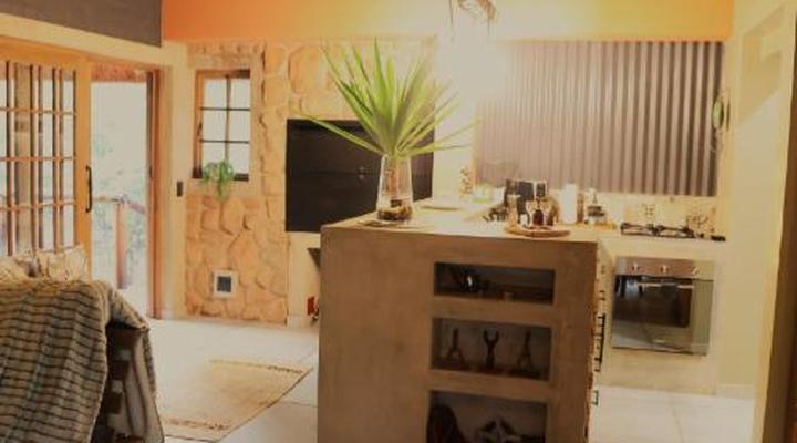 Monkey Thorn Cottage