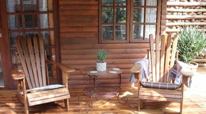 Monkey Thorn Cottage