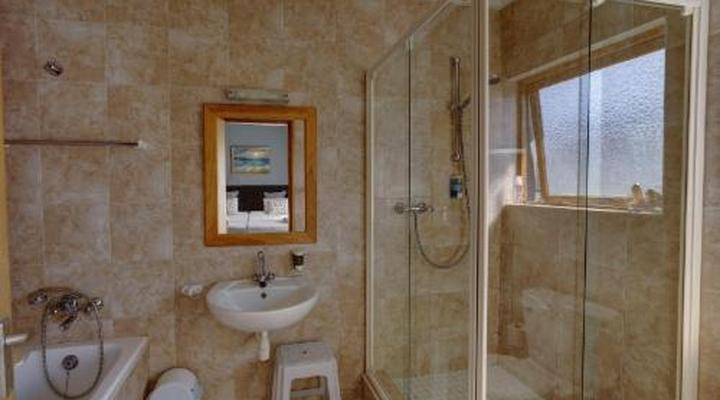 Royal Sea Star Guesthouse