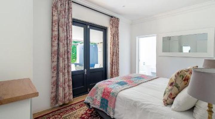 Oewerzicht Tented River Lodge & Farm Cottages