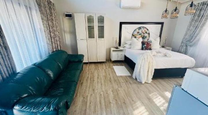 Starlight Inn Boutique Hotel