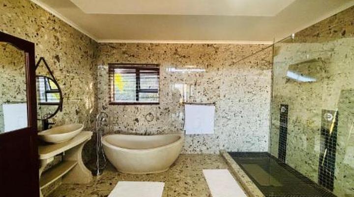 Starlight Inn Boutique Hotel